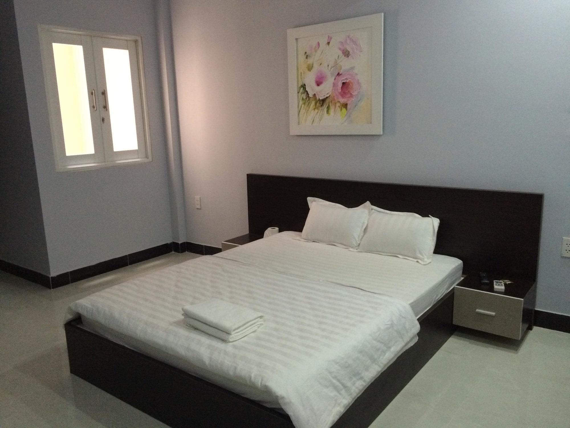 Eden Roc Khách sạn 3*