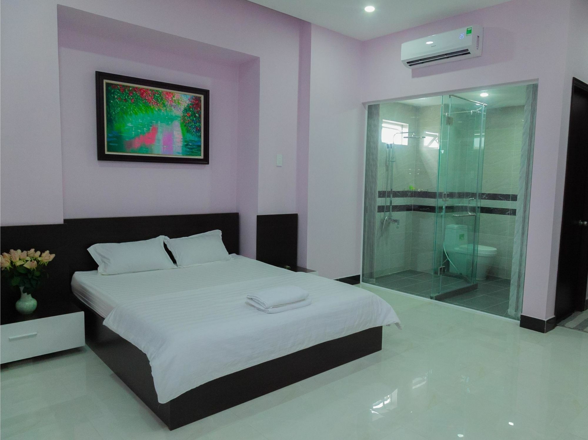 Khách sạn Eden Roc TP. Hồ Chí Minh